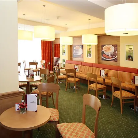 Lebens.resort فندق 4*