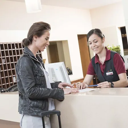 Lebens.resort فندق 4*